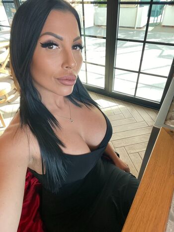 Full leaked Lanasabalkana private onlyfans photo