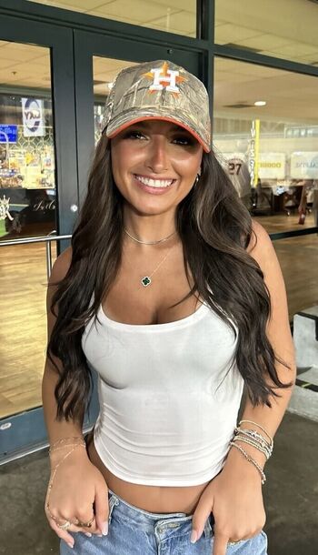Full leaked Landan lanai private onlyfans photo