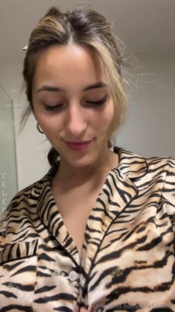 Full leaked Lara fiorella private onlyfans photo