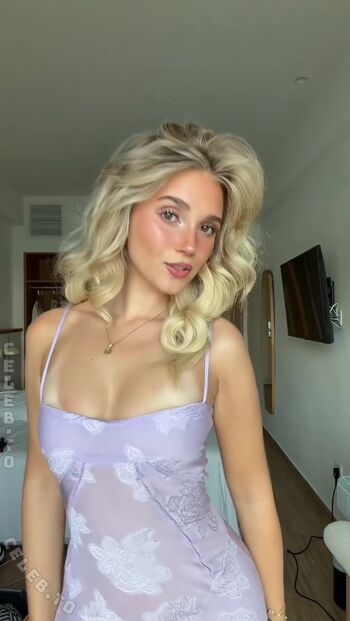 Full leaked Lara spengler private onlyfans photo
