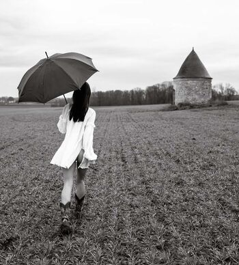 Lara Valentina Mountain