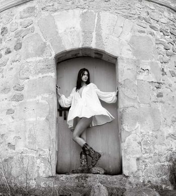 Lara Valentina Mountain