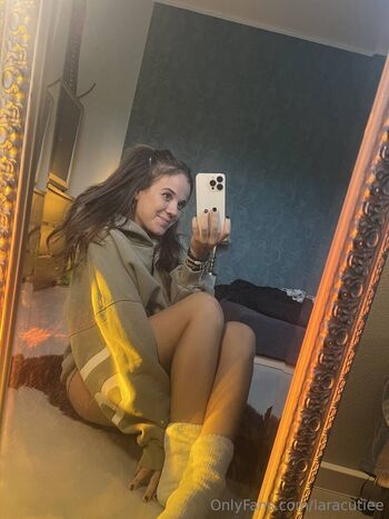 Full leaked Laracutiee private onlyfans photo