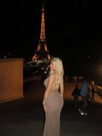Full leaked Larisa ceh private onlyfans photo