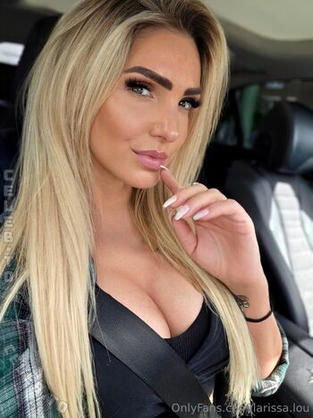 Larissa Lou