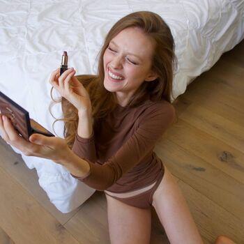 Full leaked Larsen thompson private onlyfans photo