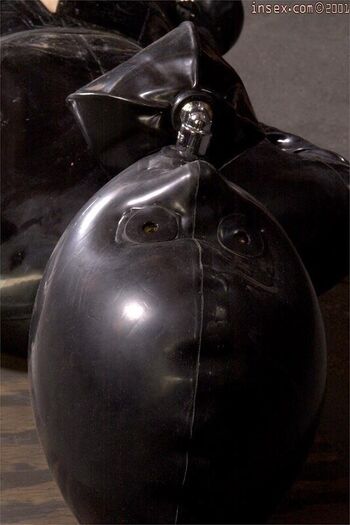 Full leaked Latex fetish private onlyfans photo