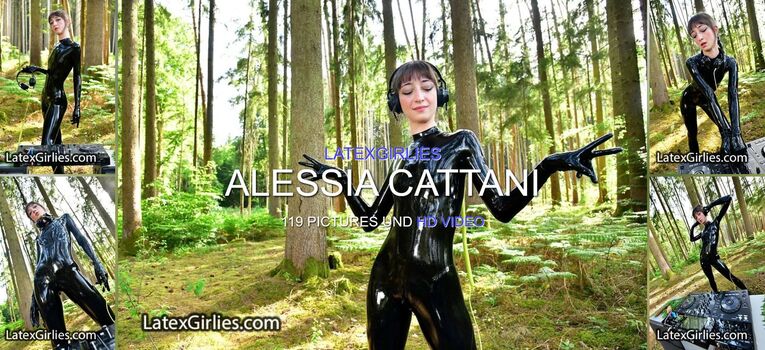 Latexgirlies