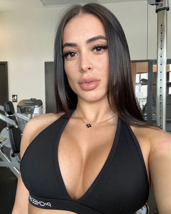 Full leaked Latina twerking private onlyfans photo