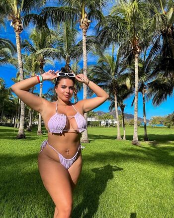 Full leaked Laura b private onlyfans photo