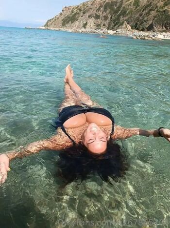 Full leaked Laura chiaramonte private onlyfans photo