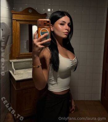 Full leaked Laura gym private onlyfans photo