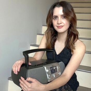 Full leaked Laura marano private onlyfans photo