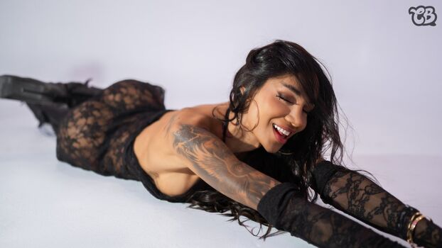 Full leaked Laura saenz private onlyfans photo