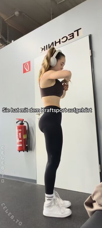 Full leaked Laura sophie private onlyfans photo