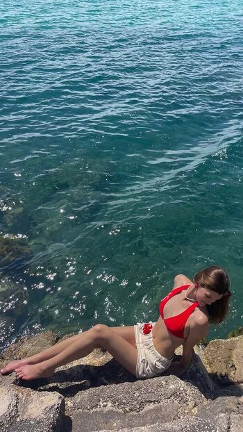 Full leaked Laurafermann private onlyfans photo