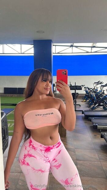 lauraiskindadangerous