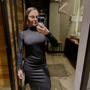 Full leaked Lauratavora private onlyfans photo