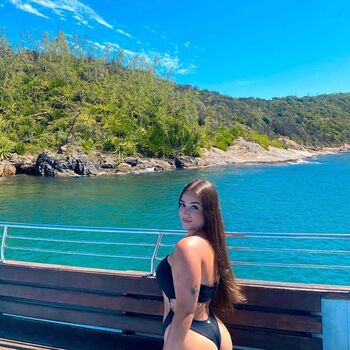 Full leaked Lauratavora private onlyfans photo