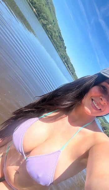 Full leaked Lauren beers private onlyfans photo