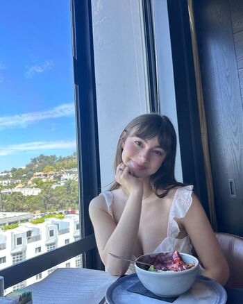 Full leaked Lauren donzis page private onlyfans photo