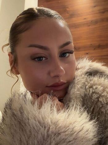 Full leaked Lauren duffy private onlyfans photo