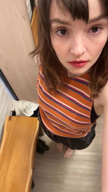 Full leaked Lauren mayberry page private onlyfans photo