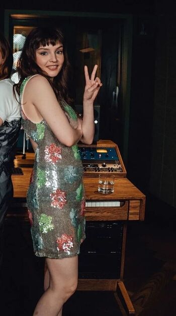 Full leaked Lauren mayberry private onlyfans photo