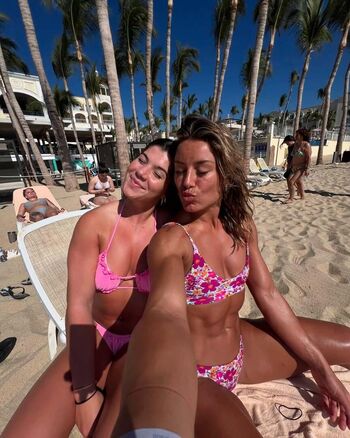 Full leaked Laurenstallwood private onlyfans photo