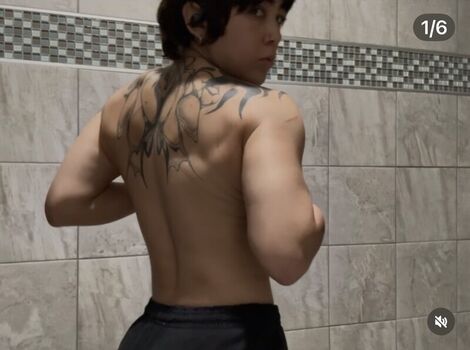 Full leaked Lawknee lawkn private onlyfans photo