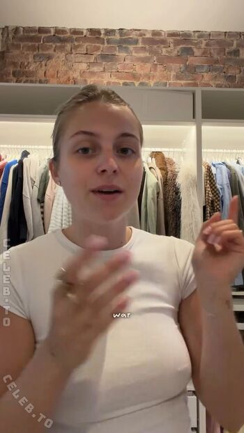 Full leaked Lea breuer private onlyfans photo
