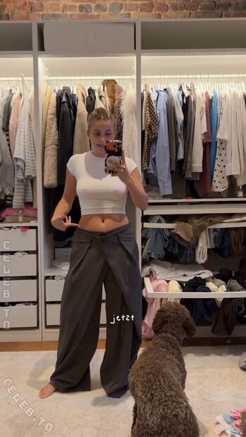 Full leaked Lea breuer private onlyfans photo