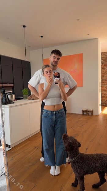 Full leaked Lea breuer page private onlyfans photo