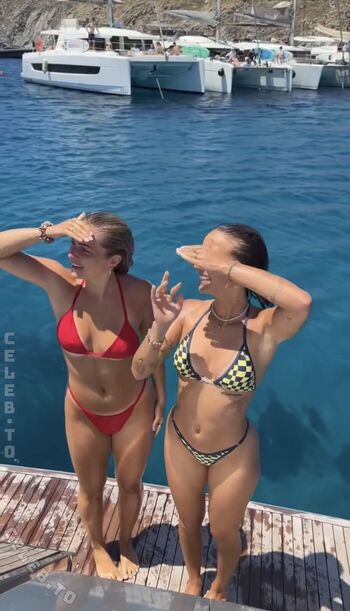 Full leaked Lea breuer page private onlyfans photo