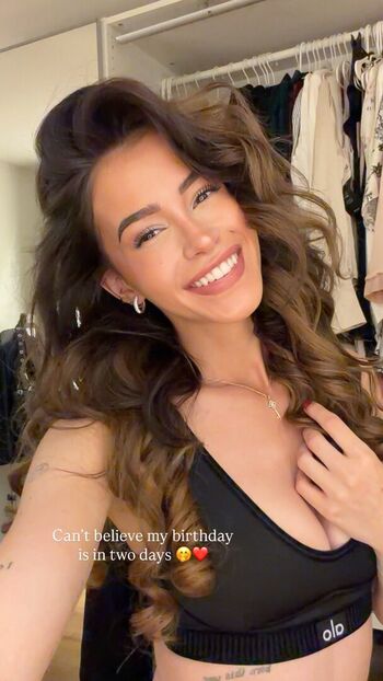 Full leaked Lea elui page private onlyfans photo