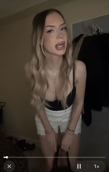 Full leaked Lea lele lsmp private onlyfans photo