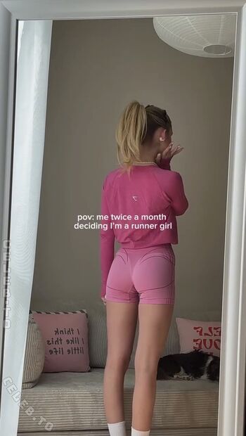 Full leaked Lea peach private onlyfans photo