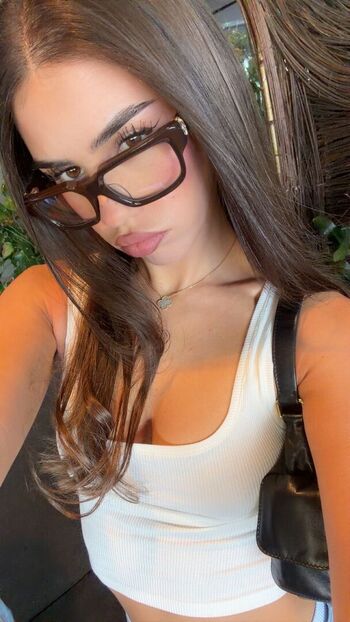 Full leaked Leah halton page private onlyfans photo