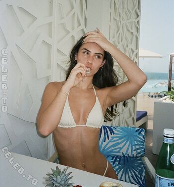 Full leaked Leah halton page private onlyfans photo