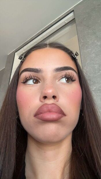 Full leaked Leah halton page private onlyfans photo