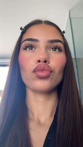 Full leaked Leah halton private onlyfans photo