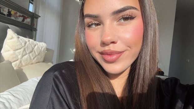 Full leaked Leah halton private onlyfans photo