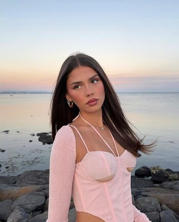 Full leaked Leah halton private onlyfans photo