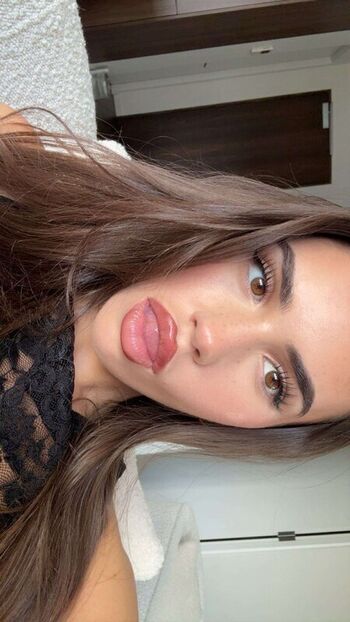 Full leaked Leah halton page private onlyfans photo