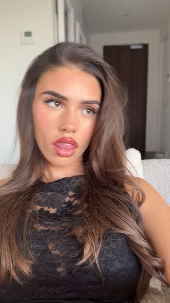 Leah Halton