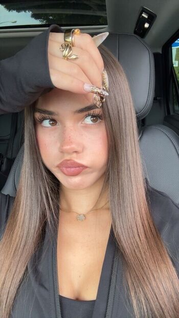 Full leaked Leah halton page private onlyfans photo