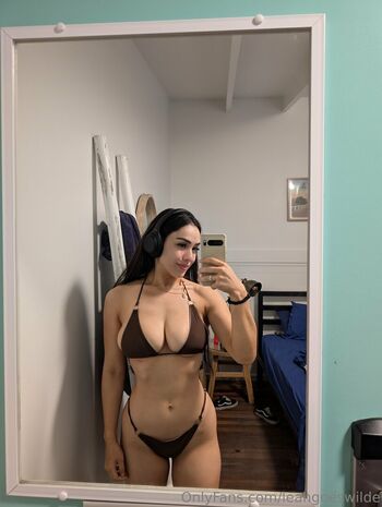 Full leaked Leah wilde page private onlyfans photo