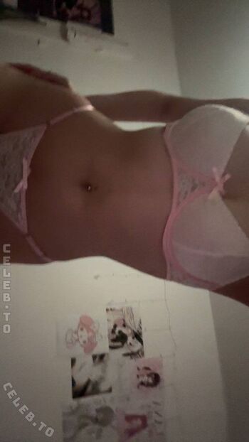 Full leaked Leahbunnyy  page private onlyfans photo