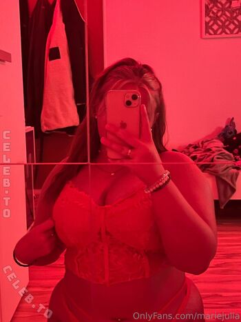 Full leaked Lealreen private onlyfans photo