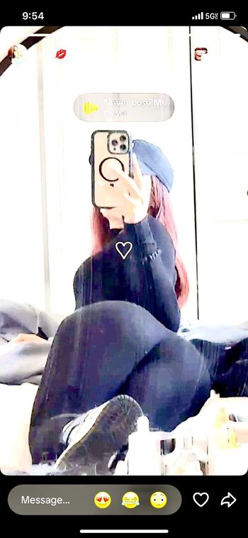 Full leaked Lealdeen private onlyfans photo